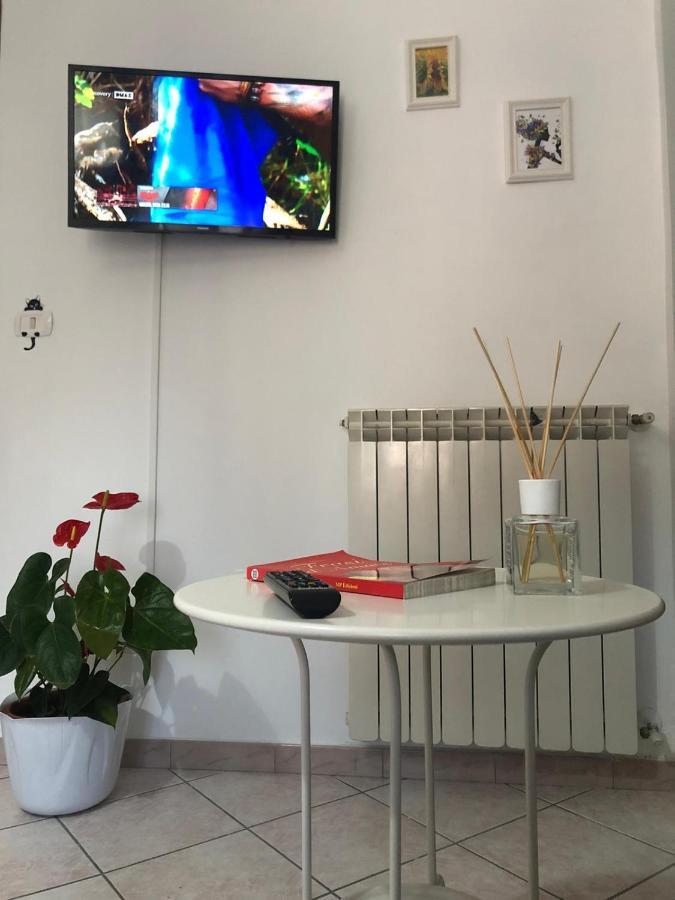 קפררולה Fiori E Farfalle Apartment מראה חיצוני תמונה