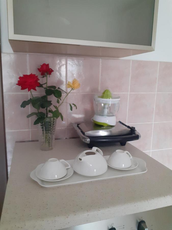 קפררולה Fiori E Farfalle Apartment מראה חיצוני תמונה